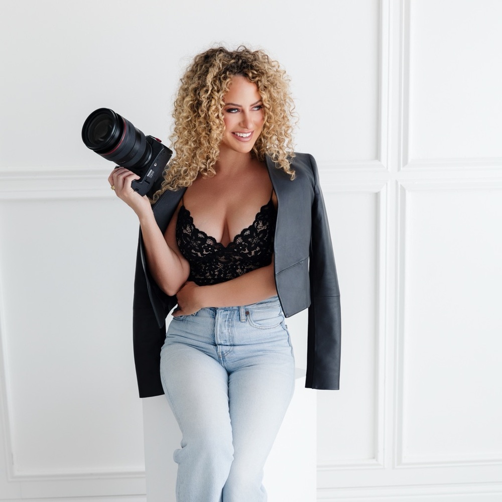 Meet your Posher, Posh